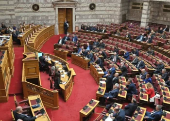 Επιχείρηση… απεγκλωβισμού από τον ΟΠΕΚΕΠΕ – Η κεντρική γραμμή του Μαξίμου και οι «παράλληλες»