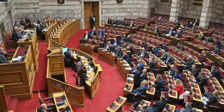 Επιχείρηση… απεγκλωβισμού από τον ΟΠΕΚΕΠΕ – Η κεντρική γραμμή του Μαξίμου και οι «παράλληλες»