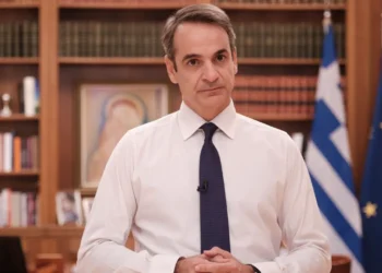 Στις 12 αύριο το μεσημέρι το τηλεοπτικό μήνυμα Μητσοτάκη για ΟΠΕΚΕΠΕ – Σύσκεψη και για την ακρίβεια