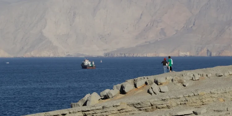 Πώς τα 500 δισ. δολάρια για διόδια από το Ορμούζ θα άλλαζαν για πάντα τη μορφή της Μέσης Ανατολής