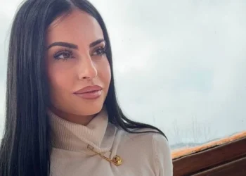 Δήμητρα Αλεξανδράκη: Το πρόβλημα στο μάτι που της χαλάει τις πασχαλινές διακοπές