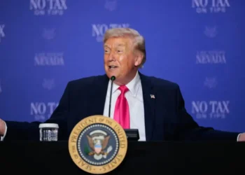 Τραμπ: «Απίθανη η παράταση της εκεχειρίας» – Αβέβαιη η συμμετοχή του Ιράν στις διαπραγματεύσεις, στο Πακιστάν σήμερα ο Βανς