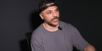 Κώστας Δόξας μετά την καταδίκη του για ενδοοικογενειακή βία: Αυτό που βιώσαμε σε αυτό το δικαστήριο ήταν κάτι σαν βιασμός