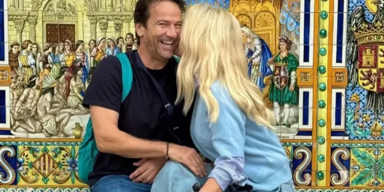 Ελένη Μενεγάκη: Νέες φωτογραφίες από την Ισπανία με τον Μάκη Παντζόπουλο και την κόρη τους