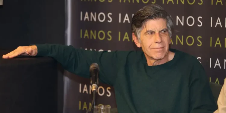 Γιάννης Μπέζος: «Έχω μια σχέση “τόσο – όσο” με το σούπερ μάρκετ, παίρνω μόνο τα απολύτως απαραίτητα»