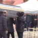Κηδεία Ελευθερίας Γιακουμάκη: Σπαραγμός στο τελευταίο αντίο στην 43χρονη που δολοφονήθηκε από τον 39χρονο πρώην σύντροφό της