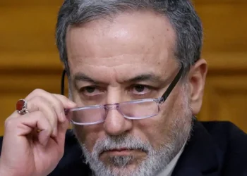 Το Ιράν διαψεύδει ότι έχει προγραμματίσει συνάντηση με Αμερικανούς απεσταλμένους στο Πακιστάν