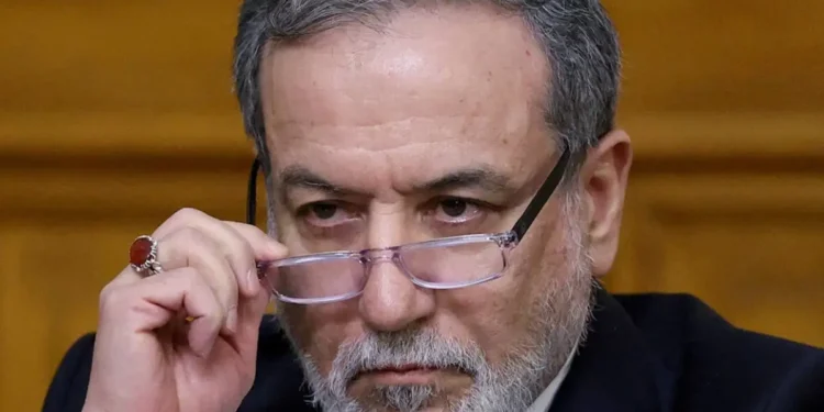 Το Ιράν διαψεύδει ότι έχει προγραμματίσει συνάντηση με Αμερικανούς απεσταλμένους στο Πακιστάν