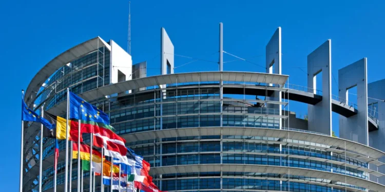 Ευρωκοινοβούλιο: Πρόταση για προϋπολογισμό 2,01 τρισ. ευρώ με αύξηση 10% για την περίοδο 2028 – 2034