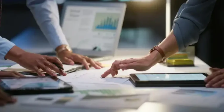 Έρχεται η «Καρτέλα Πολιτών και Επιχειρήσεων» – Πώς η νέα εφαρμογή CRM αλλάζει την εξυπηρέτηση στο Δημόσιο