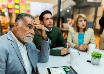 Ακρίβεια: Οι επιχειρήσεις στην ΕΕ προβλέπουν αύξηση 3,5% στις τιμές των προϊόντων – Οι εκτιμήσεις για τον πληθωρισμό