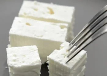 Ο ΕΦΕΤ ανακαλεί «Φέτα Βυτίνας» λόγω μόλυνσης με λιστέρια