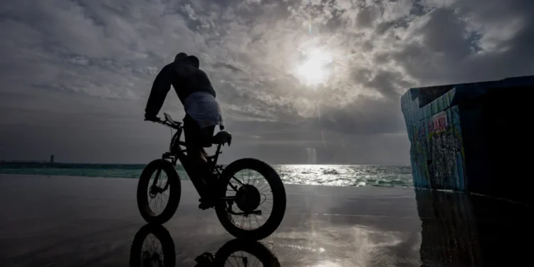 Καιρός: Ανοιξιάτικο σκηνικό σήμερα με υψηλές θερμοκρασίες – Αναλυτική πρόγνωση ανά περιοχή