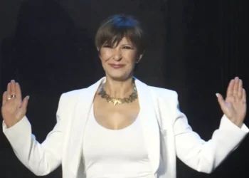 Κωνσταντίνα για Δημήτρη Παπάζογλου: Είναι δικό του το πρόβλημα, δεν είναι μουσικός ο άνθρωπος