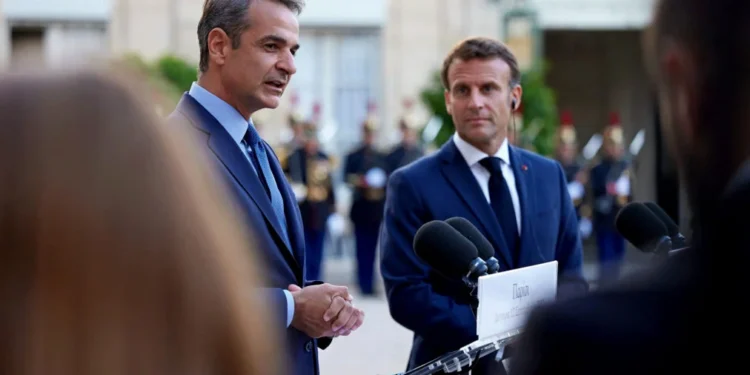 Επίσκεψη Μακρόν: Νέα Στρατηγική Συμφωνία Ελλάδας – Γαλλίας με επέκταση «επ’ αόριστον»