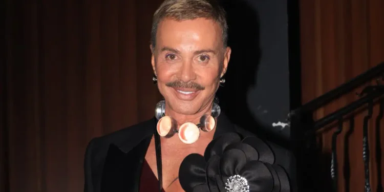 Λάκης Γαβαλάς: «Τώρα κάνω τα χαρτιά μου για να πάρω σύνταξη, θα παίρνω 850 ευρώ το τρίμηνο»