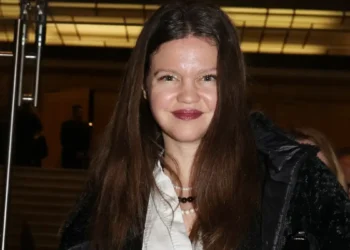 Η ηθοποιός Λίλα Μπακλέση ανακοίνωσε ότι είναι έγκυος