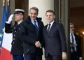 Στην Αθήνα ο Μακρόν με «βαριά» ατζέντα για άμυνα, οικονομία και γεωπολιτική – Το μήνυμα προς την Τουρκία