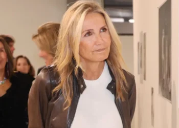 Μαρέβα Γκραμπόφσκι Μητσοτάκη: Χειρουργήθηκε για ειλεό στον «Ευαγγελισμό» – Το ιατρικό ανακοινωθέν