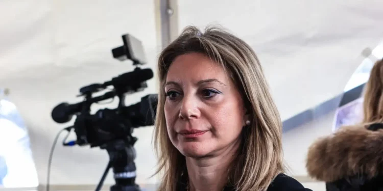 Μαρία Καρυστιανού κατά Κυριάκου Μητσοτάκη: «Πόσοι άλλοι Λαζαρίδηδες υπάρχουν;»