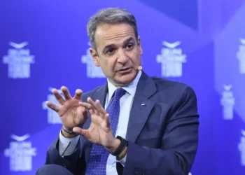 «Καμπανάκι» σήμαναν στο Μαξίμου οι δημοσκοπήσεις: Το σχέδιο για την ανάκαμψη της ΝΔ στον δρόμο προς τις εκλογές