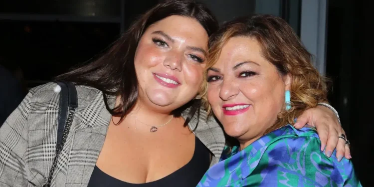 Βίκυ Σταυροπούλου για Δανάη Μπάρκα: Τη βλέπω στα καλύτερά της, είναι χαρούμενη και ξεκούραστη