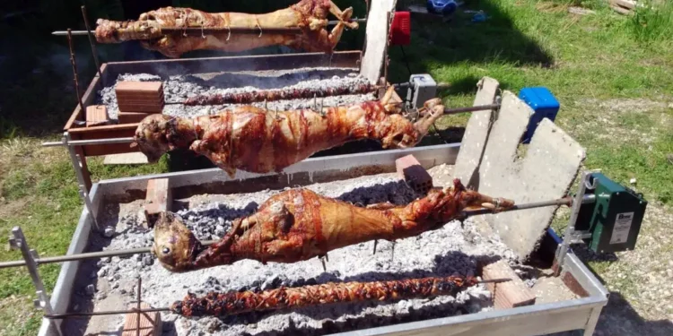 Ο καιρός το Πάσχα: Με υψηλές θερμοκρασίες αλλά και τοπικές βροχές το ψήσιμο του οβελία – Αναλυτική πρόβλεψη