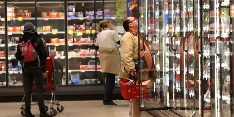 Οι τιμές στα τρόφιμα «βραχνάς» για το 40% των νοικοκυριών