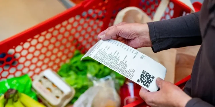 Πληθωρισμός: «Γκάζι» στο 3,9% τον Μάρτιο – «Φωτιά» στα καύσιμα, αδιάκοπο ράλι στο μοσχάρι