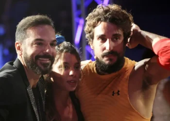 Τριαντάφυλλος για Σάκη Κατσούλη και Μαριαλένα Ρουμελιώτη: «Άντε γεια τώρα πουθενάδες και ξέρετε εσείς»