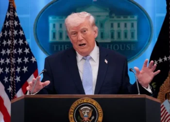 Ντόναλντ Τραμπ: Η εκεχειρία με το Ιράν μπορεί να λήξει αν δεν επιτευχθεί συμφωνία μέχρι την Τετάρτη