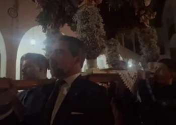 Γιώργος Τσαλίκης: Κράτησε τον επιτάφιο μαζί με τον Νικόλαο Ντε Γκρες