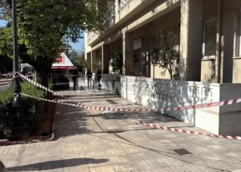 Τραγωδία στο υπουργείο Τουρισμού: 51χρονη έπεσε από τον 2ο όροφο και σκοτώθηκε