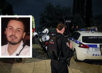 Πώς έγινε το φονικό στον Άγιο Δημήτριο: Το ραντεβού θανάτου για τα μάτια μιας κοπέλας, συνελήφθη ο 20χρονος ναύτης και άλλοι τρεις