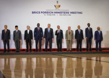 Ο πόλεμος στο Ιράν «εργαλειοποιεί» τους BRICS – Σε στάση αναμονής Κίνα και Ρωσία, καταλογίζει ευθύνες στο μπλοκ η Τεχεράνη