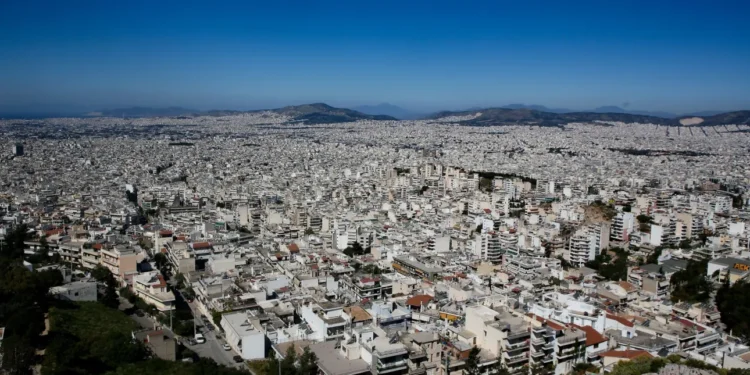 Καιρός: Αίθριος με αραιές νεφώσεις στο μεγαλύτερο μέρος της χώρας – Ανεβαίνει η θερμοκρασία