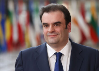 Πιερρακάκης πριν το Eurogroup: Η Ευρώπη να συντονίσει τις πολιτικές της για το στεγαστικό