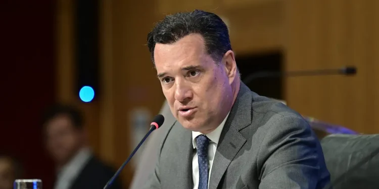 Άδωνις Γεωργιάδης: Αποσύρονται όλα τα προϊόντα κάνναβης από περίπτερα και μίνι μάρκετ