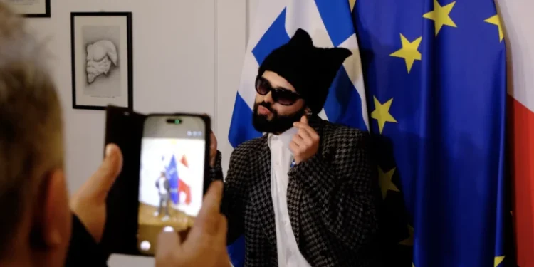 Eurovision 2026: Θερμή υποδοχή για τον Ακύλα από την ελληνική Πρεσβεία στη Βιέννη – «Νιώθω ευλογημένος»