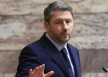 Σκληρή επίθεση Ανδρουλάκη σε ΝΔ: «Μούφα δημοσιογράφος ο Κατακουζηνός σε επιχείρηση πολιτικής δολοφονίας μου»