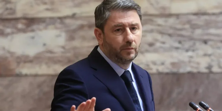 Σκληρή επίθεση Ανδρουλάκη σε ΝΔ: «Μούφα δημοσιογράφος ο Κατακουζηνός σε επιχείρηση πολιτικής δολοφονίας μου»