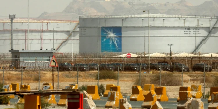 Aramco: Η αγορά πετρελαίου δεν θα αποκατασταθεί πριν το 2027 αν τα Στενά του Ορμούζ μείνουν κλειστά