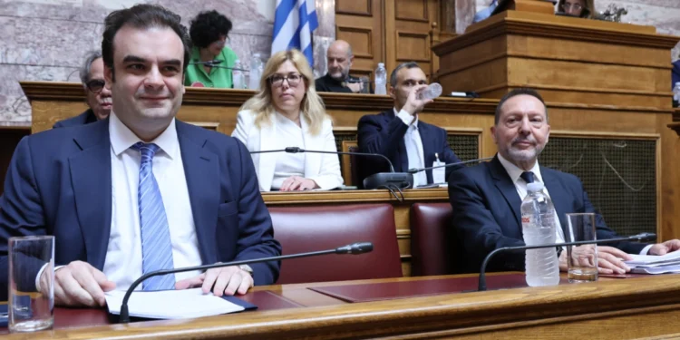 Πιερρακάκης: Η επομένη 10ετια θα κριθεί από την ανάπτυξη κάθε χώρας στην Ευρώπη – Στουρνάρας: Οι διεθνείς αναταράξεις δεν επιτρέπουν εφησυχασμό