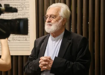 Γιάννης Σμαραγδής για Κρίστοφερ Νόλαν: «Ο πονηρός τρόπος είναι εχθρική πράξη και εξαπάτηση των Ελλήνων»