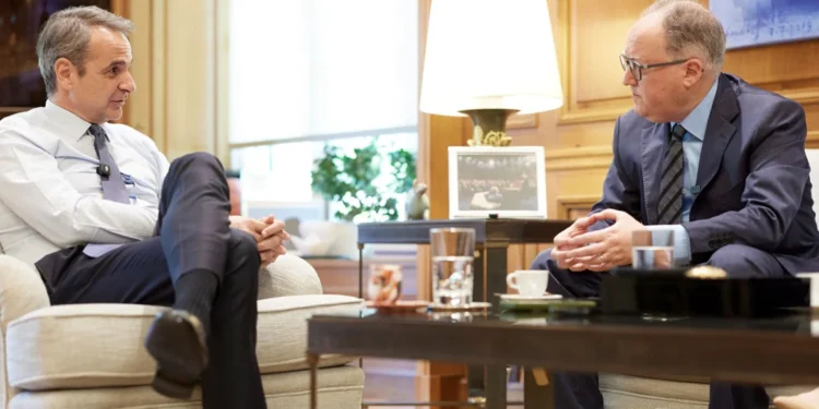 Μητσοτάκης στους Financial Times: «Η Ευρώπη δεν μπορεί να δεχθεί εκβιασμό στα Στενά του Ορμούζ»