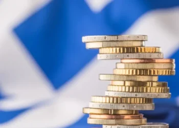 Προϋπολογισμός: Με πρωτογενές πλεόνασμα 5,175 δισ. ευρώ και υπέρβαση του στόχου έκλεισε το τετράμηνο