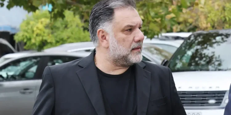 Γρηγόρης Αρναούτογλου: Ήταν μυθική η παρουσία του Τραϊανού Δέλλα στο πλευρό της Γωγώς Μαστροκώστα