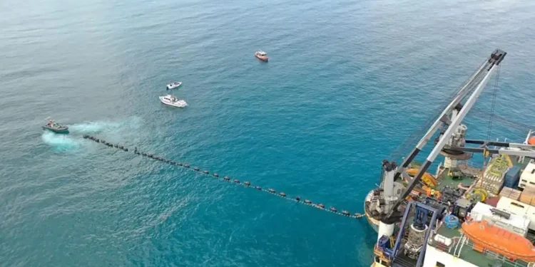 Μανουσάκης: Ψήφος εμπιστοσύνης από Ελλάδα και Ε.Ε. για την ΑΜΚ του 1 δισ. ευρώ – Θετικές εξελίξεις στο μέτωπο του καλωδίου με Κύπρο