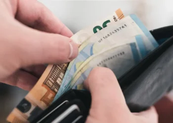 ΔΥΠΑ: Όλος ο «χάρτης» πληρωμών – Πότε καταβάλλονται επιδόματα ανεργίας, μητρότητας και προγραμμάτων απασχόλησης