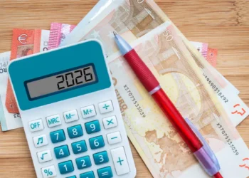 «Καυτός» Ιούνιος για φορολογικές δηλώσεις, ρυθμίσεις οφειλών, αναπτυξιακά και στεγαστικά προγράμματα